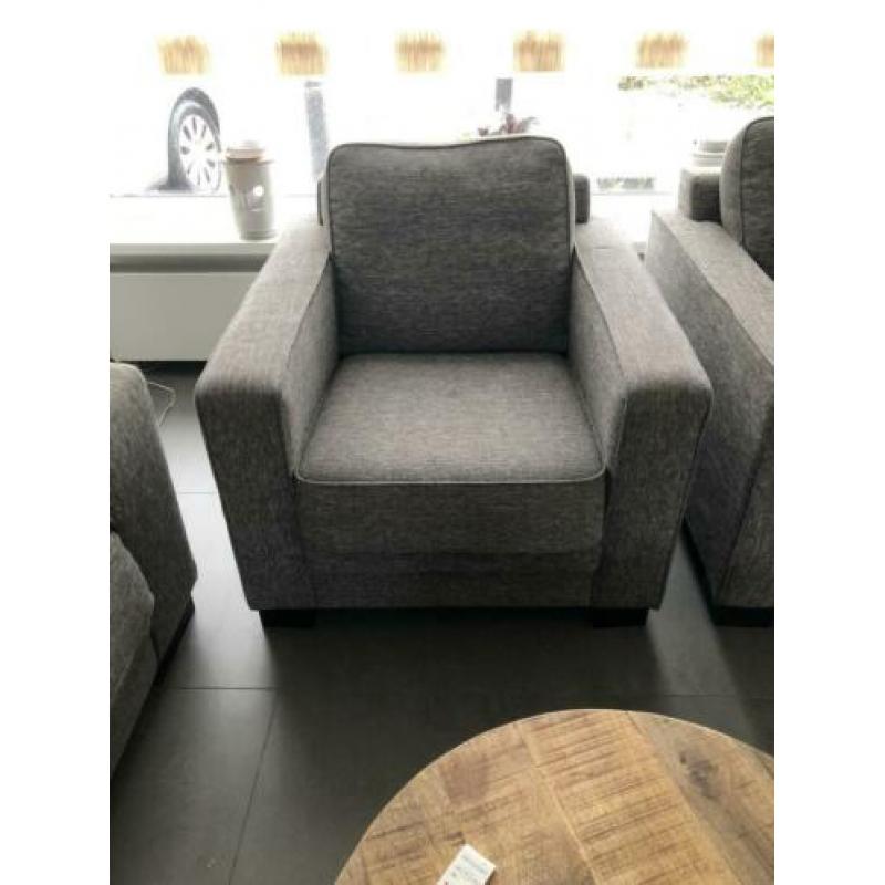 Montel bankstel en 2 stoelen