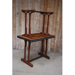 Antieke schooltafels