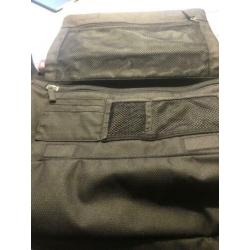 Piquadro messenger / laptoptas zwart
