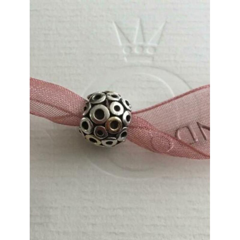 Pandora bedel met goud