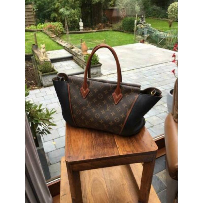 Louis Vuitton handtas W - Tote