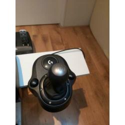 logitech g29 stuur en schakelpook en f1 2019 en playseat