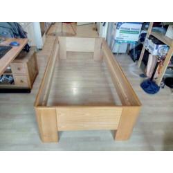Massief houten bed 90 x 200 cm