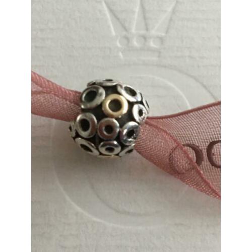 Pandora bedel met goud