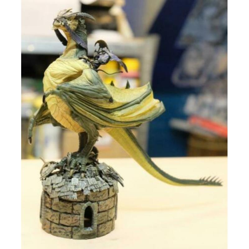 McFarlane Dragons Eternal Dragon Clan 1 draak figuur
