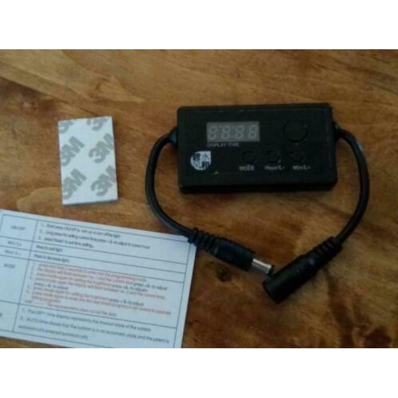 Led aquarium controller voor zonsopkomst en zonsondergang