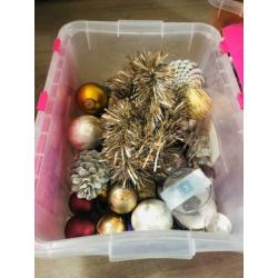 Kerstballen, lichtjes, huisjes etc