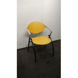 13 houten stoelen, vergaderstoelen, zaalstoel, kantinestoel