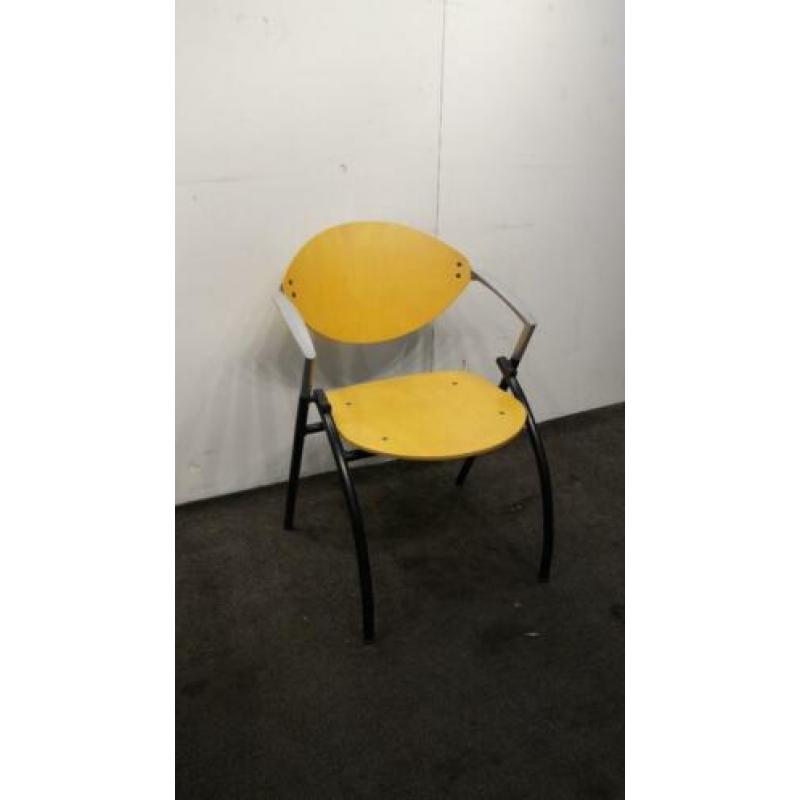 13 houten stoelen, vergaderstoelen, zaalstoel, kantinestoel