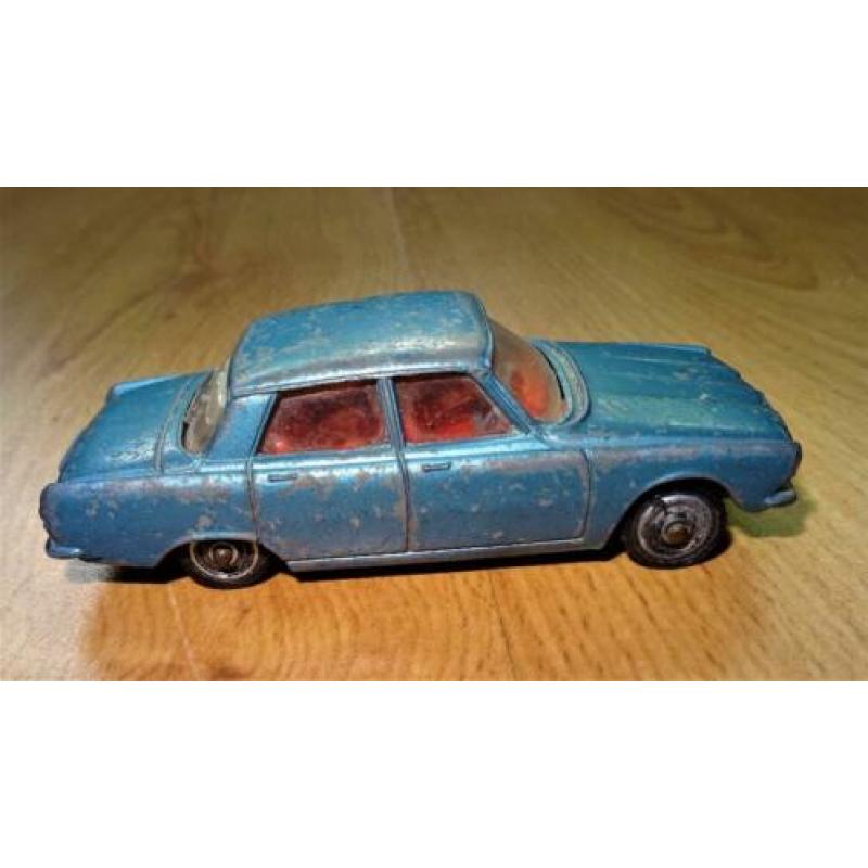 Rover 2000, Corgi Toys.