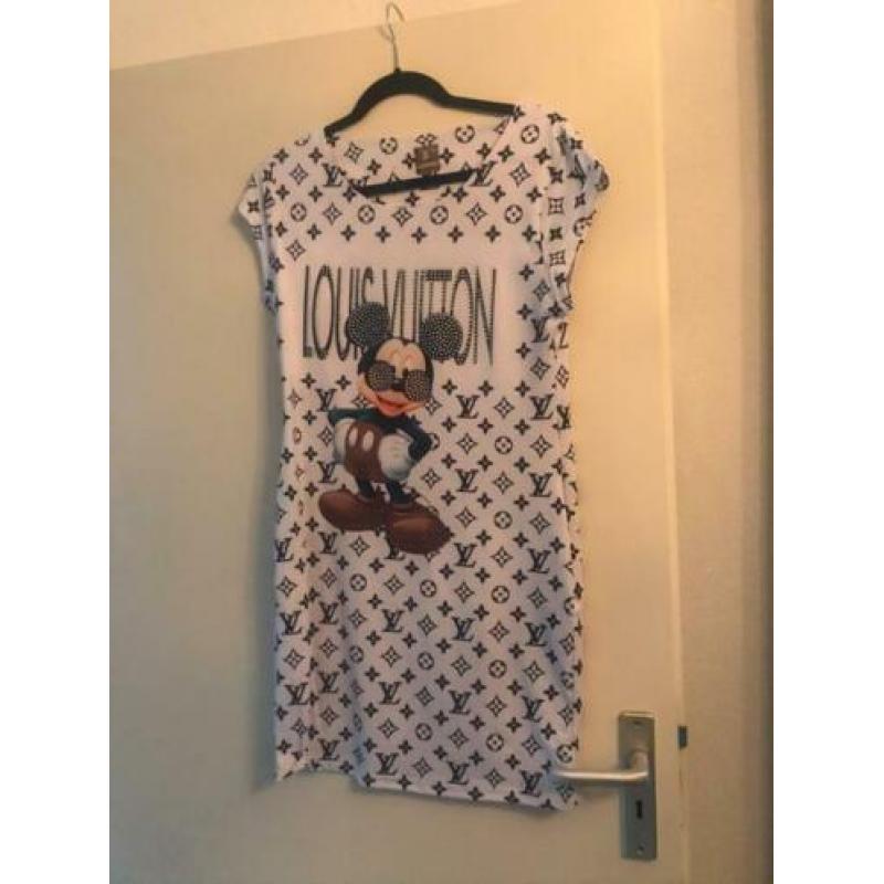 LV, Gucci, mochino jurk een maat