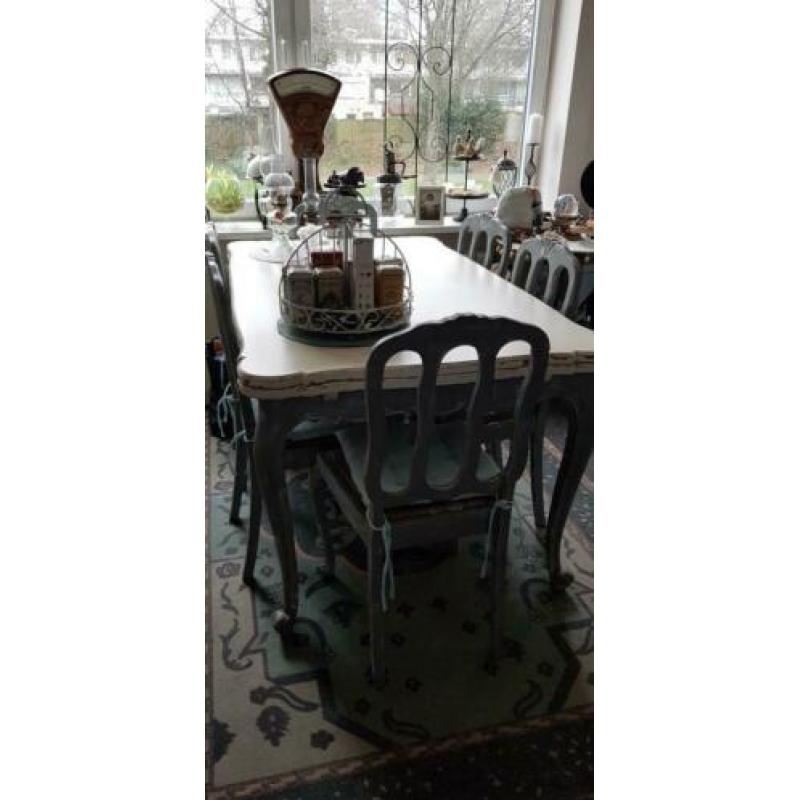 Brocante romantische tafel