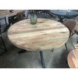 Magazijn Leegverkoop Nieuwe ronde eettafel industrieel hout