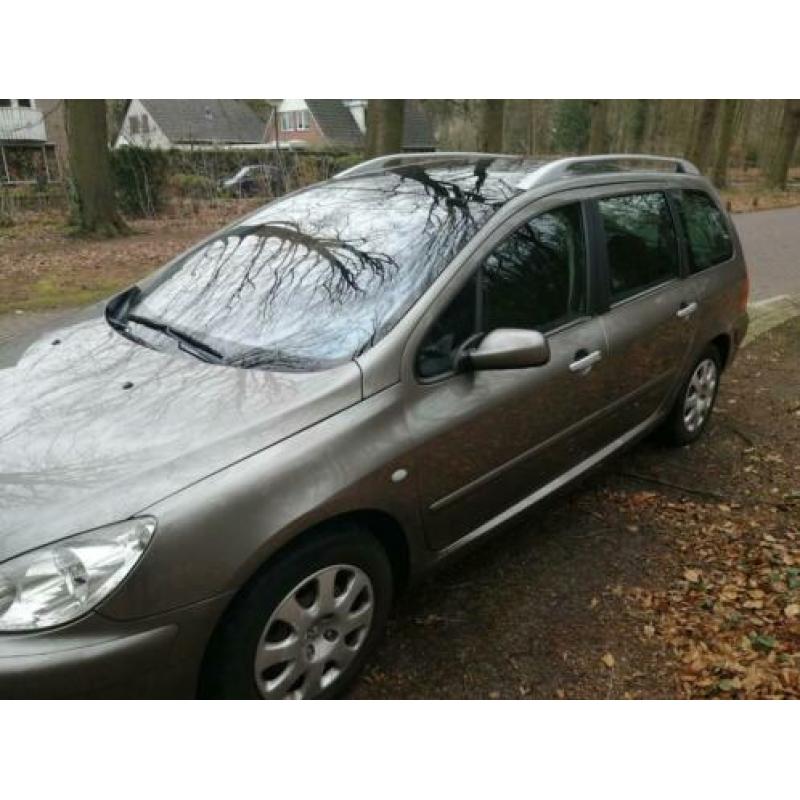 peugeot 307 SW automaat uit 2003