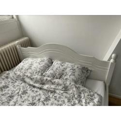 Houten bed (140x200) inclusief lattenbodem