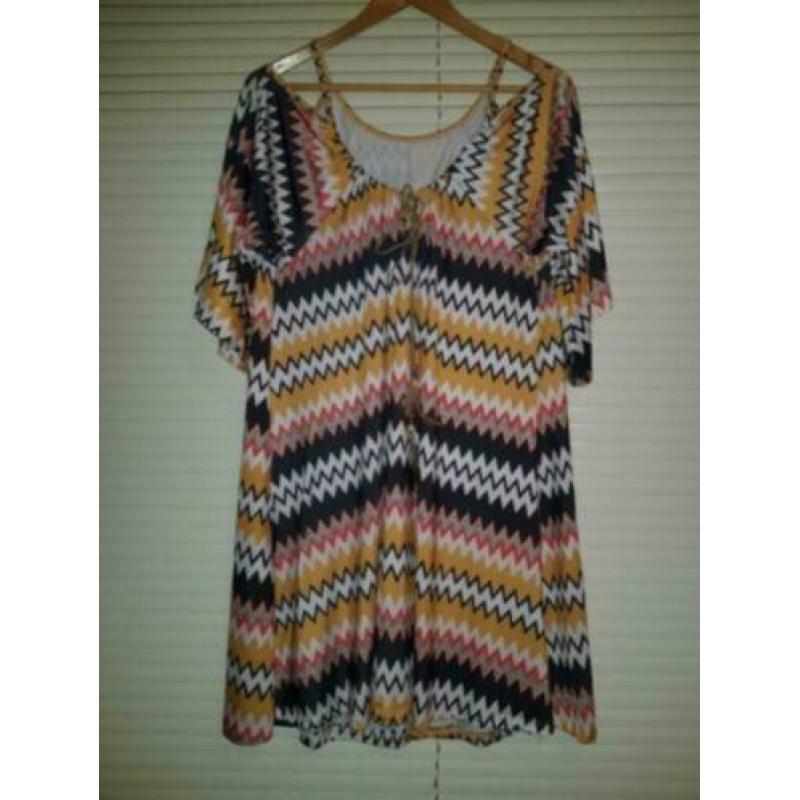 Z.G.A.N tuniek/jurk zigzag off shoulder