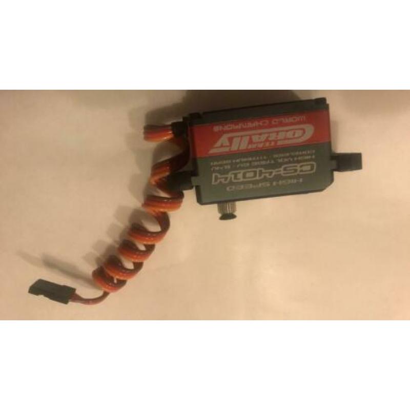 Corally cs-4014 low profile servo incl post