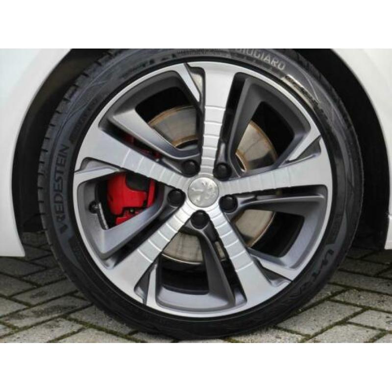 Peugeot 308 SW GT 2.0 HDi 180pk 8traps automaat | PANORAMADA