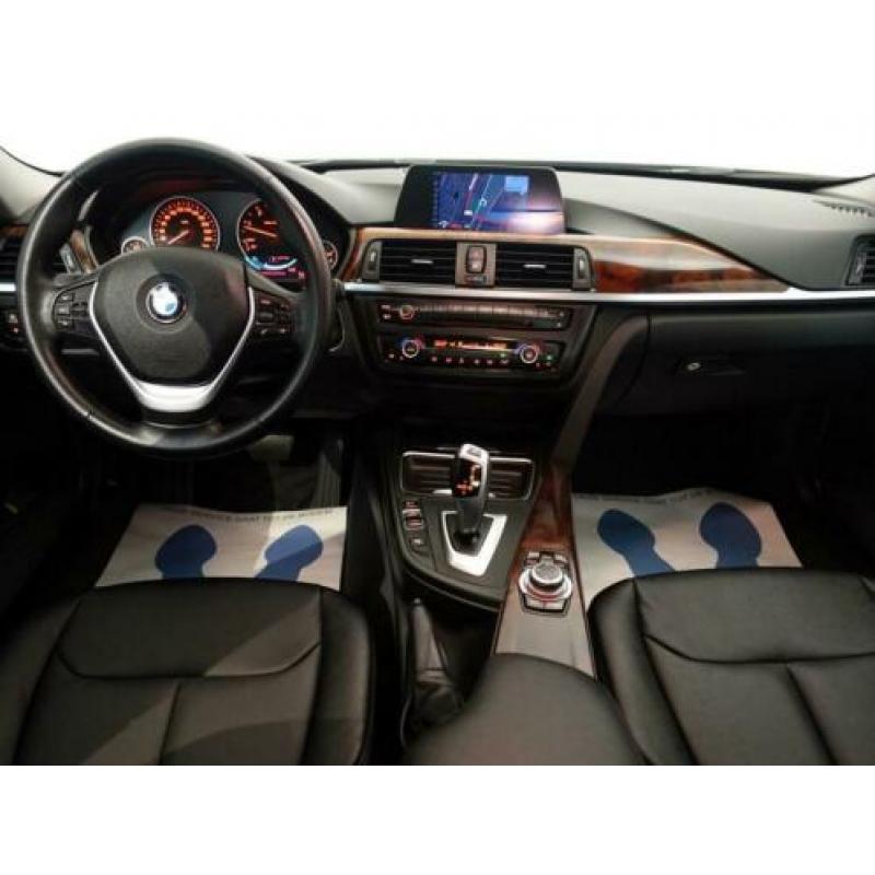 BMW 3 Serie 320D Sedan High Executive Aut8 , Nappa leder, Na