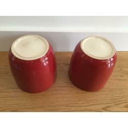 2 Rode bloempotten 14 cm hoog