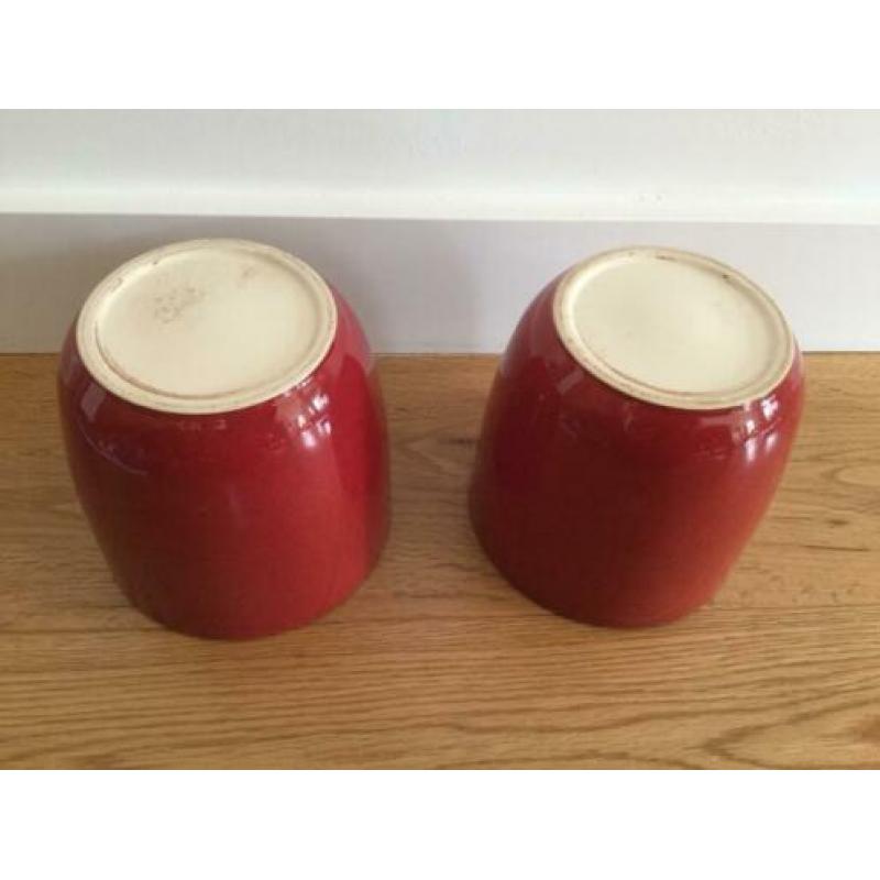 2 Rode bloempotten 14 cm hoog