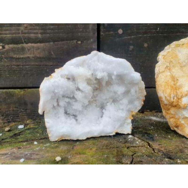 Bergkristal geode 1,56 kg