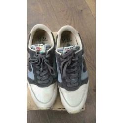 Leuke Dolfie sneakers mt 41