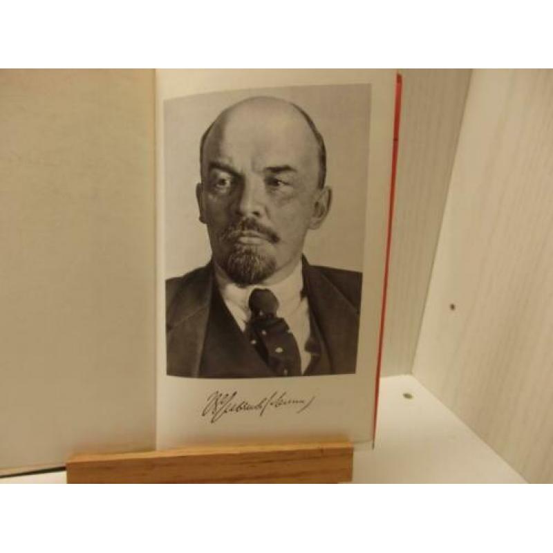 Lenin - over het recht der naties op zelfbeschikking. Boek m