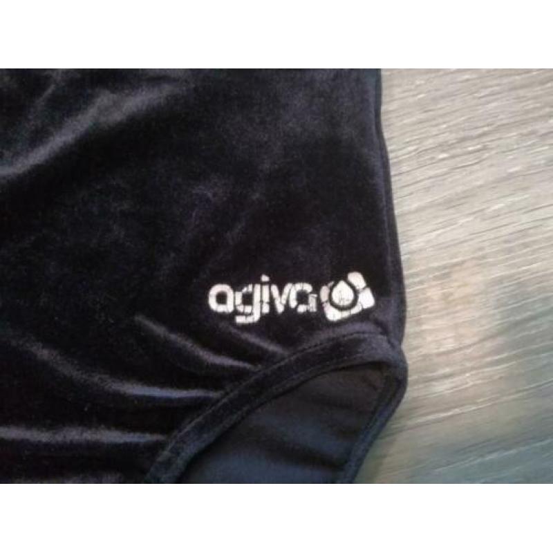 Agiva turnpakje velours zwart mt 8 128