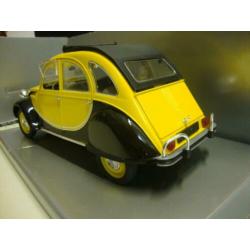 Citroen 2 CV eend Charleston geel 1966 Solido 1:16 KRD