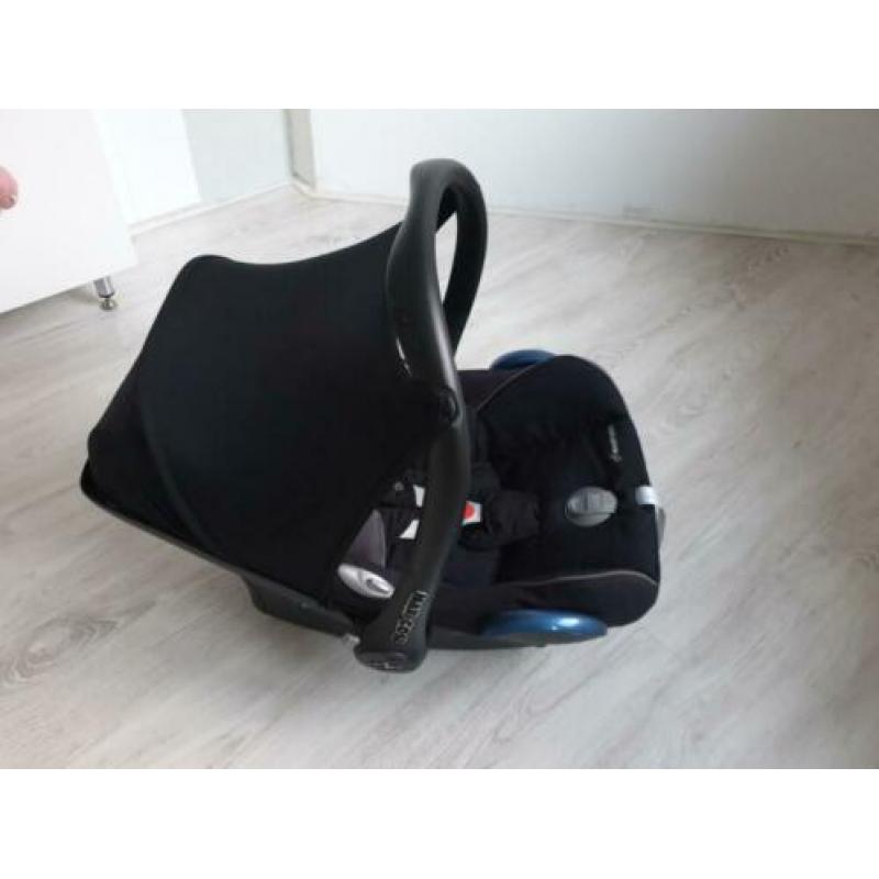 Zeer nette Maxi Cosi Cabriofix