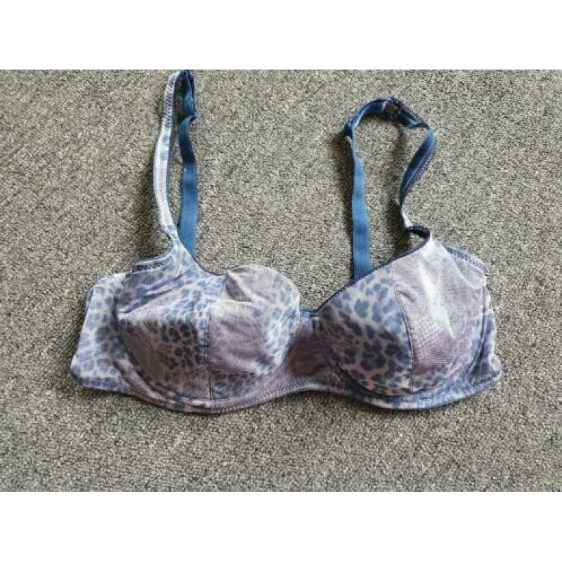 NIEUW met kaartje 3 delig setje bh string en top mt M/75C
