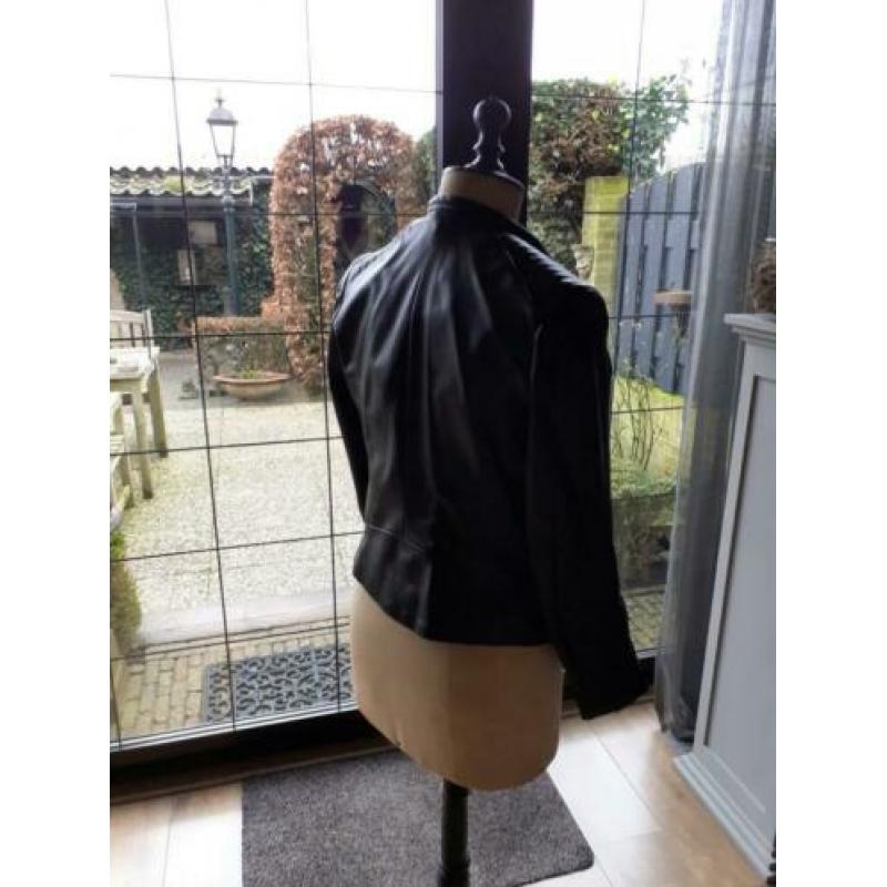 Zwart imitatie lederen jasje