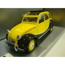 Citroen 2 CV eend Charleston geel 1966 Solido 1:16 KRD