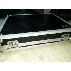 Yamaha MG24 14FX met Road Ready Flightcase