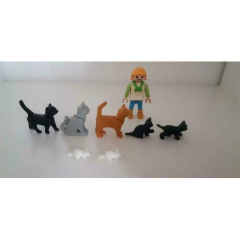 Playmobil meisje met katten ?? en kittens