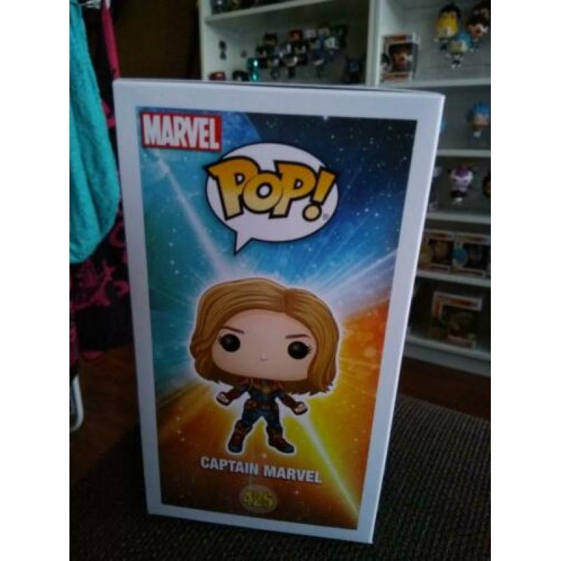 Funko pop captain Marvel chase