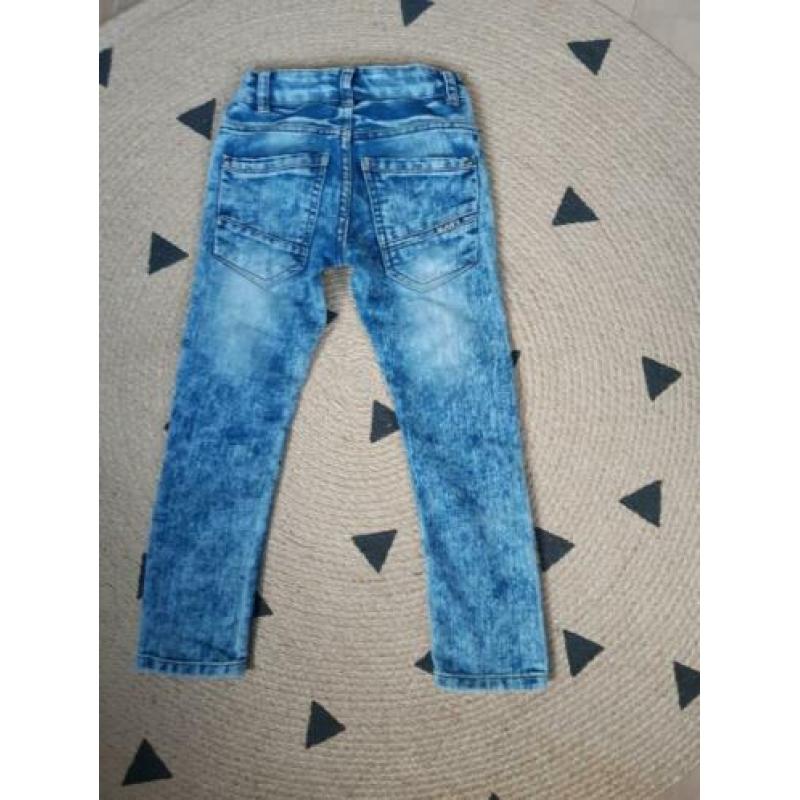 Jeans maat 110