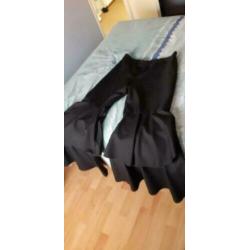 Zwarte Broek Met Roezels En WIJDE PIJPEN XL/46 Inclverzenden