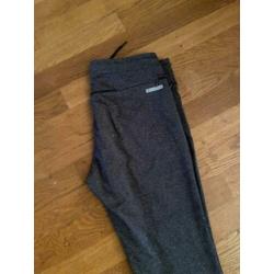 Mooie trainingsbroek van Sjeng, XL