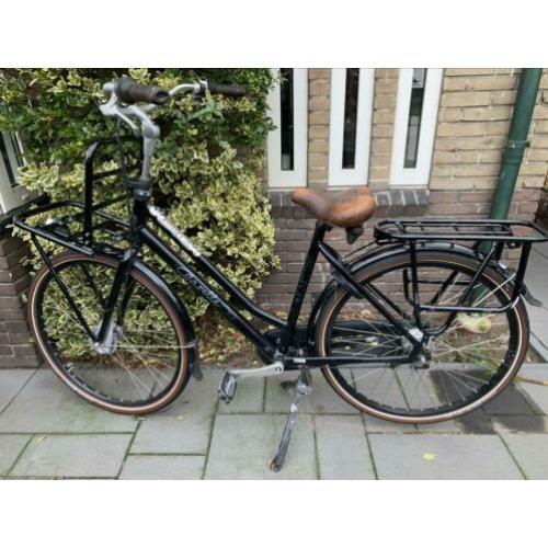 Gratis af te halen; gazelle damesfiets (slechte as)