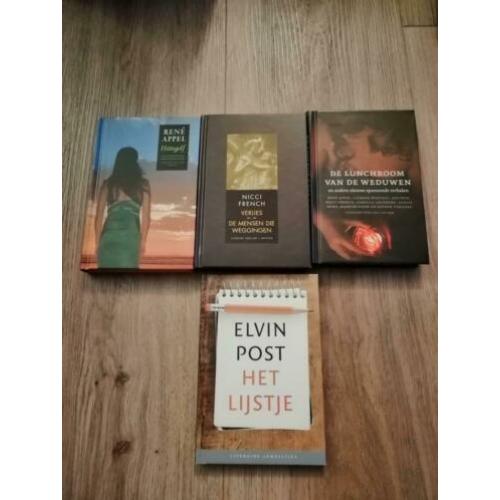 Diverse mini boekjes, zie foto's. € 2,- per stuk.