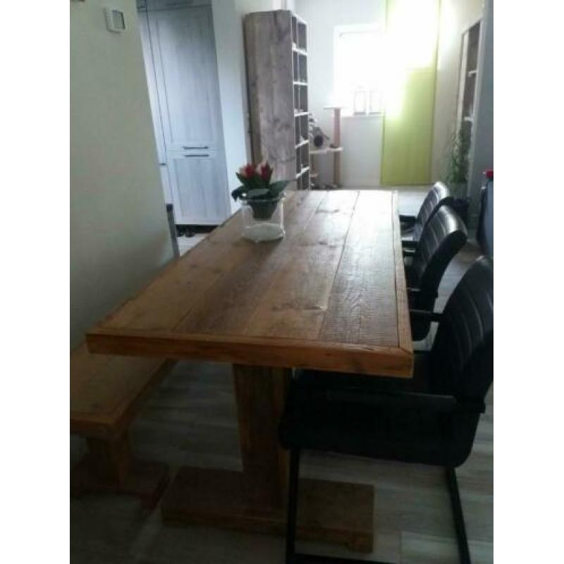 3 Eetkamer stoelen antraciet.