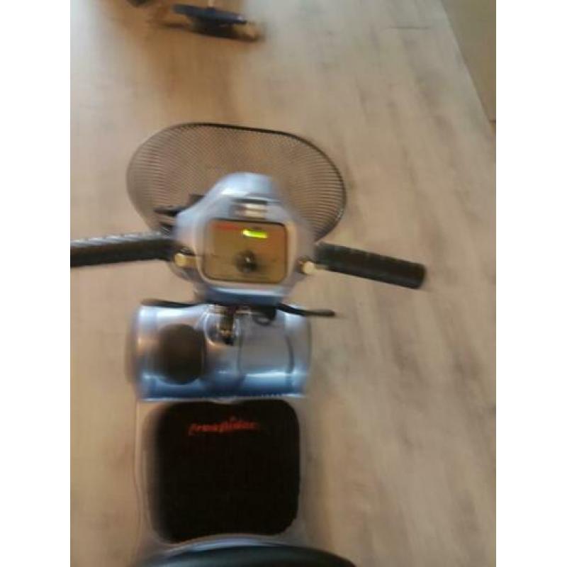 Mooie goede free rider blauw met gaan accu