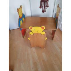 kindertafeltje en stoeltje