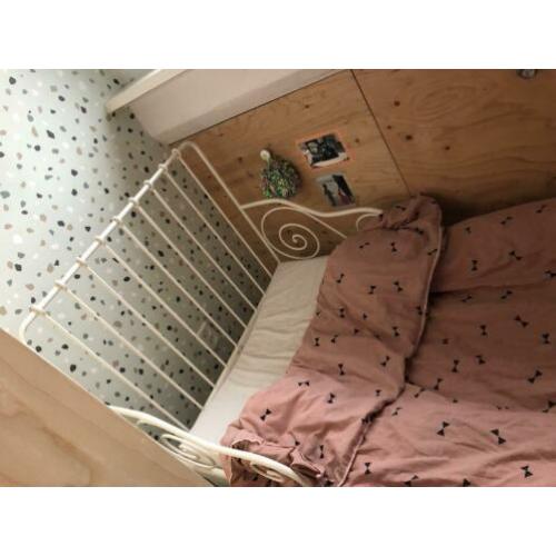Stalen uitschuifbed Ikea