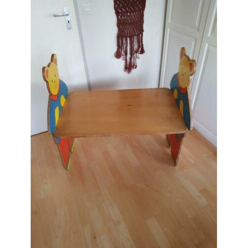 kindertafeltje en stoeltje