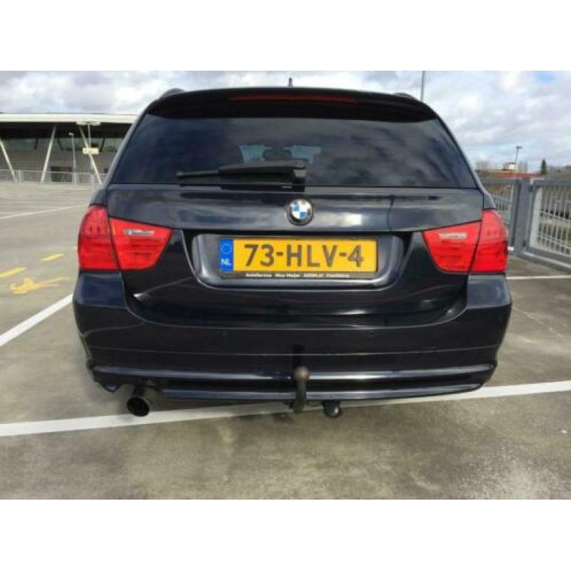BMW 320i Touring Businessline Facelift - nwe distri ketting!