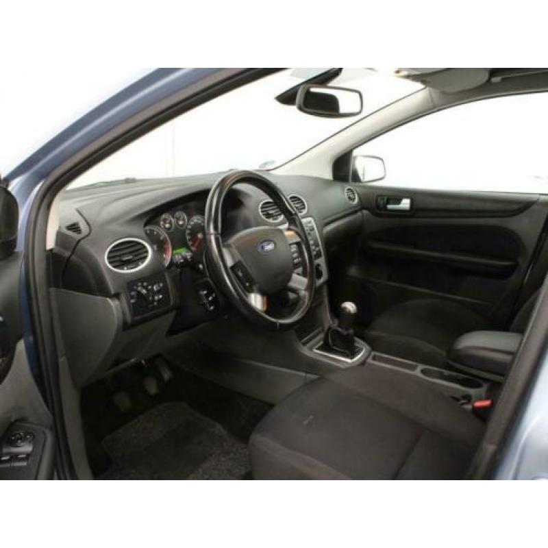 Ford Focus 1.6-16V Futura 5drs AIRCO LMV CRUISE TRH VRVERW