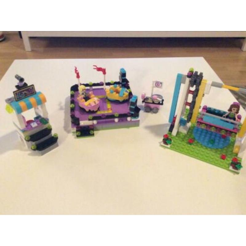Lego Friends botsauto s pretpark